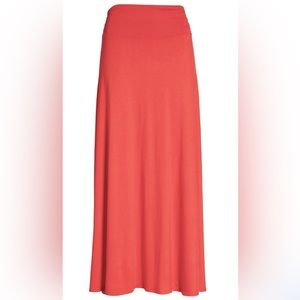 Bobeau Medium Burnt Orange Maxi Skirt Side Slit elastic waist ruching. LIKE NEW